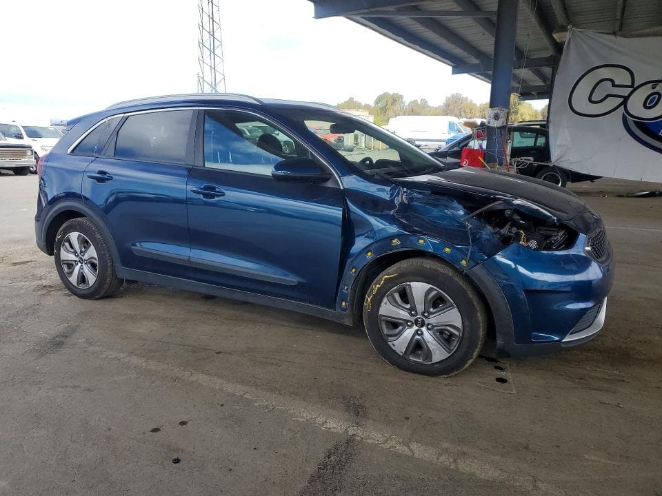 2019 KIA NIRO LX 4