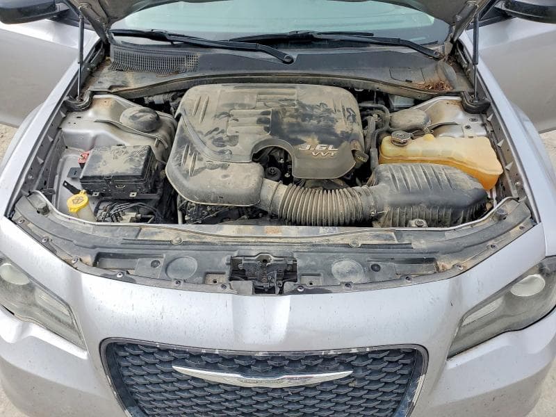 2018 CHRYSLER 300 TOURING 11