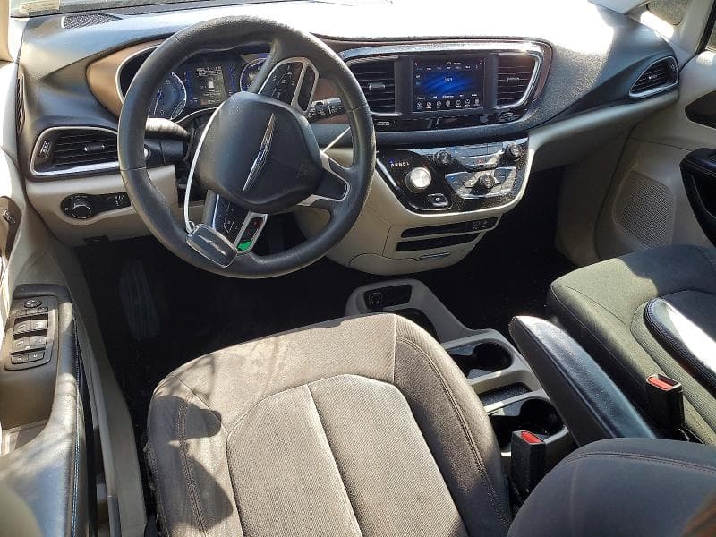 2018 CHRYSLER PACIFICA L 8