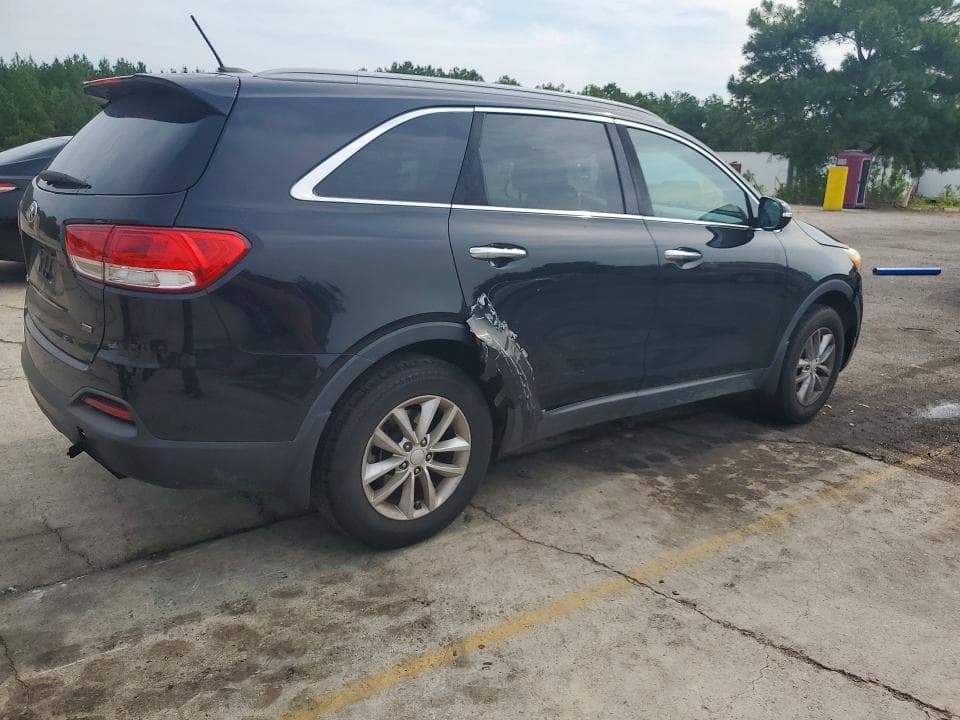 2017 KIA SORENTO LX 3