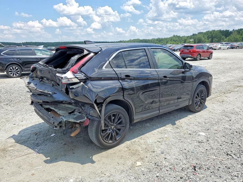 2023 MITSUBISHI ECLIPSE CROSS LE 3