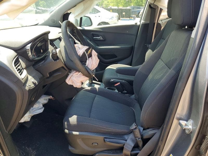 2020 CHEVROLET TRAX 1LT 7