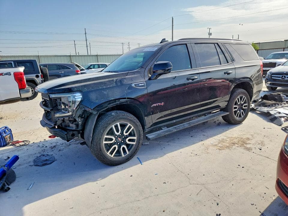 2023 GMC YUKON AT4 - 1