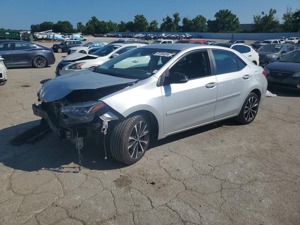 2018 TOYOTA COROLLA SE - 1