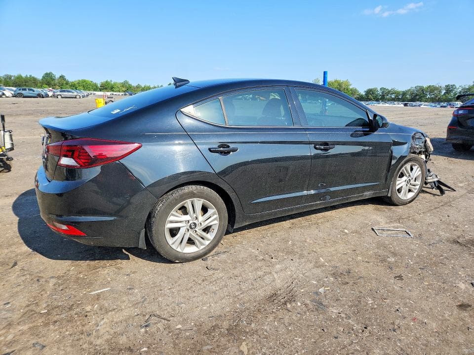 2020 HYUNDAI ELANTRA SEL 3