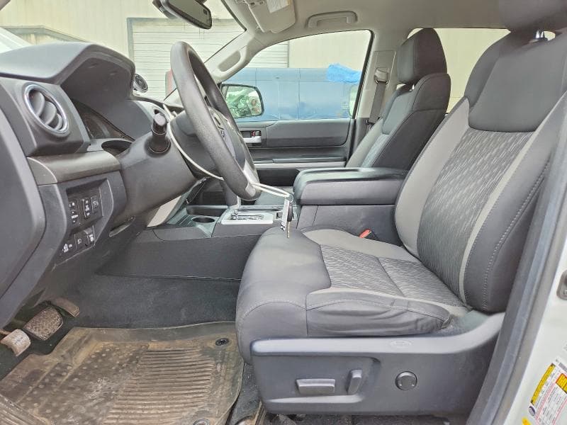2019 TOYOTA TUNDRA SR5 7