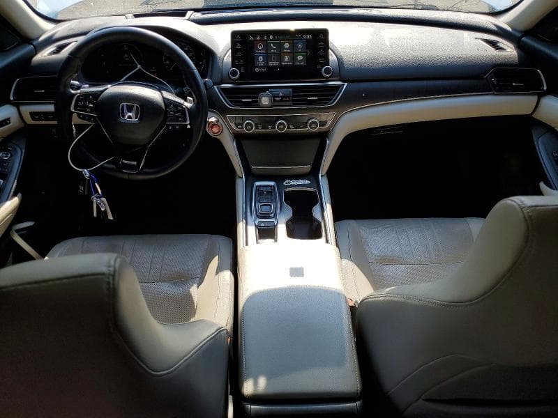 2018 HONDA ACCORD TOURING 8