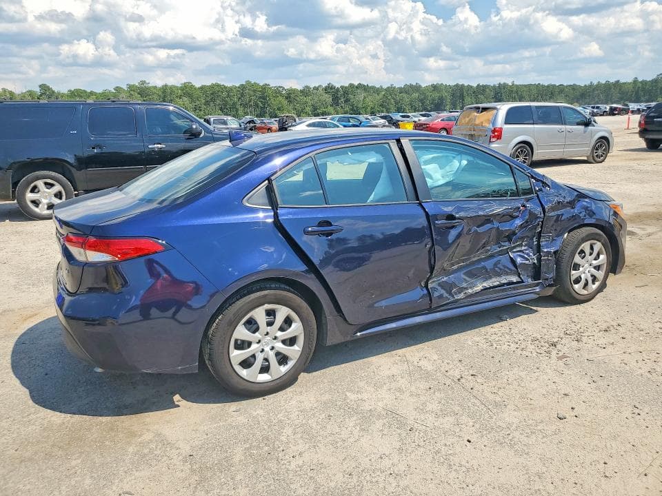 2026 TOYOTA COROLLA LE 3