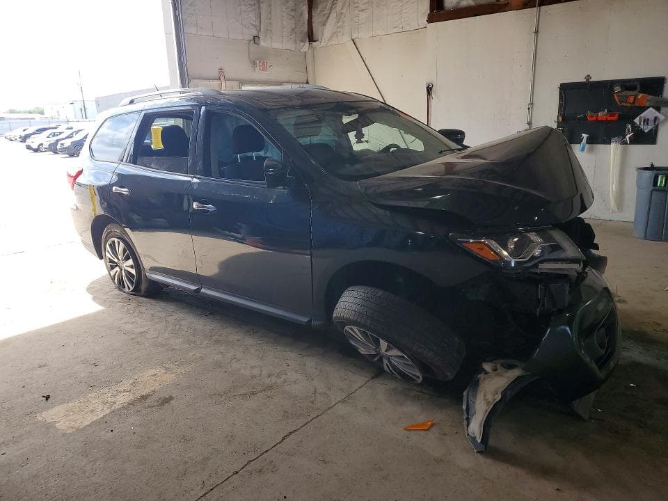 2018 NISSAN PATHFINDER SV 4