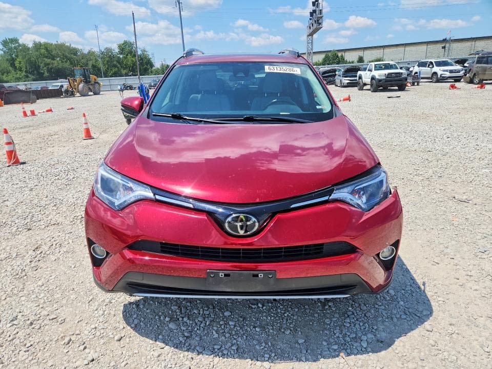 2018 TOYOTA RAV4 XLE 5