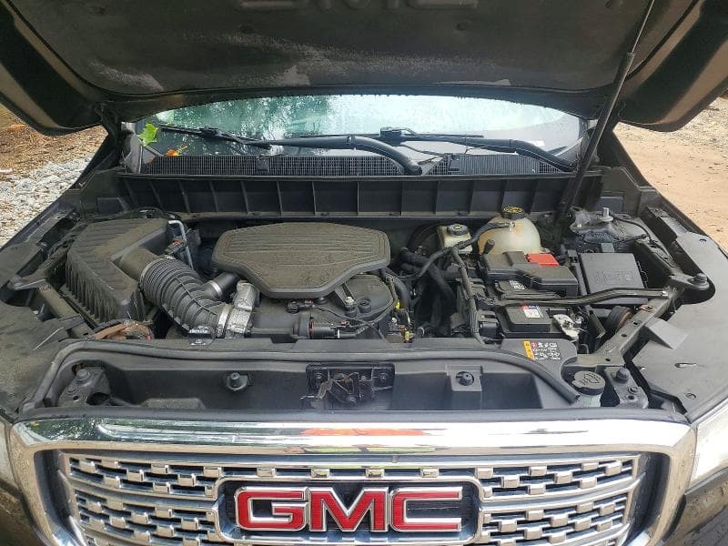 2017 GMC ACADIA DENALI 12