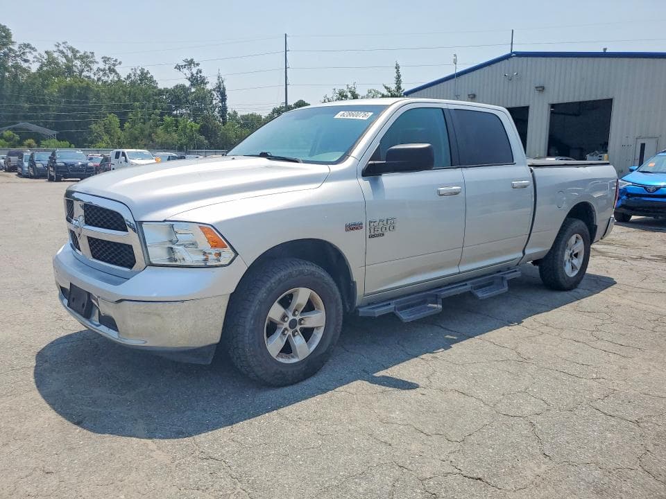 2019 RAM 1500 CLASSIC SLT - 1