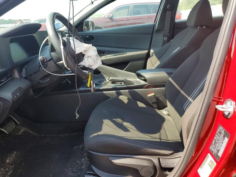 2025 HYUNDAI ELANTRA SEL SPORT 7