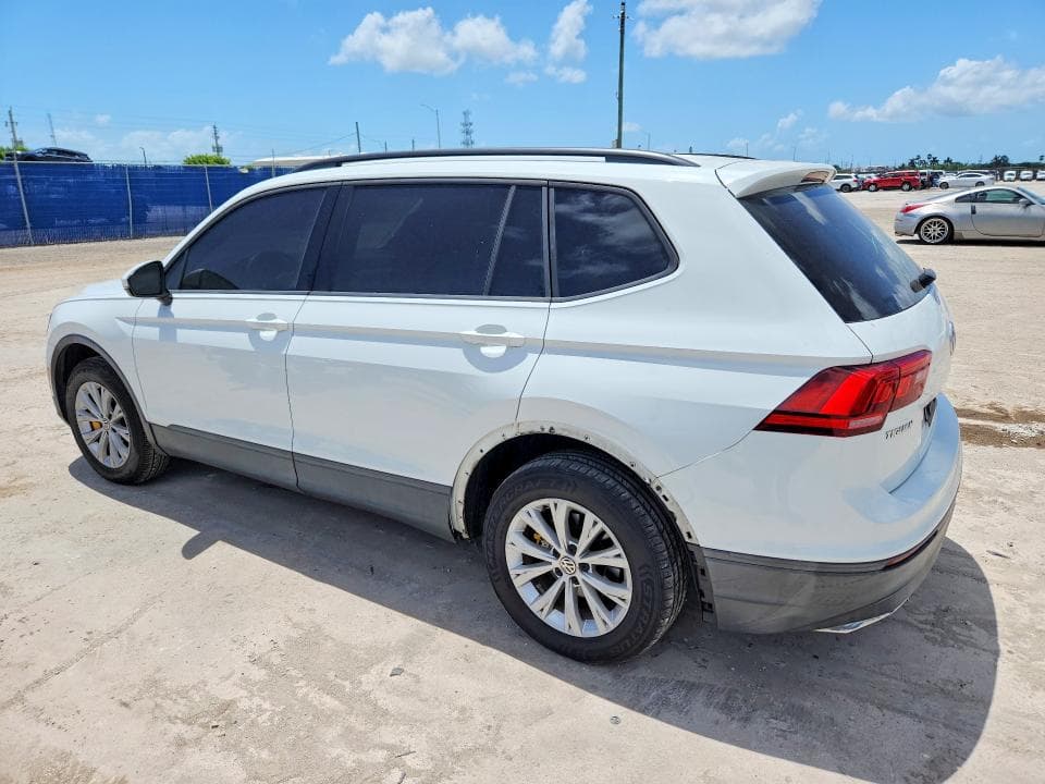 2018 VOLKSWAGEN TIGUAN S 2
