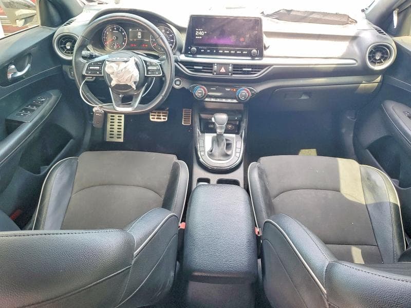 2022 KIA FORTE GT LINE 8