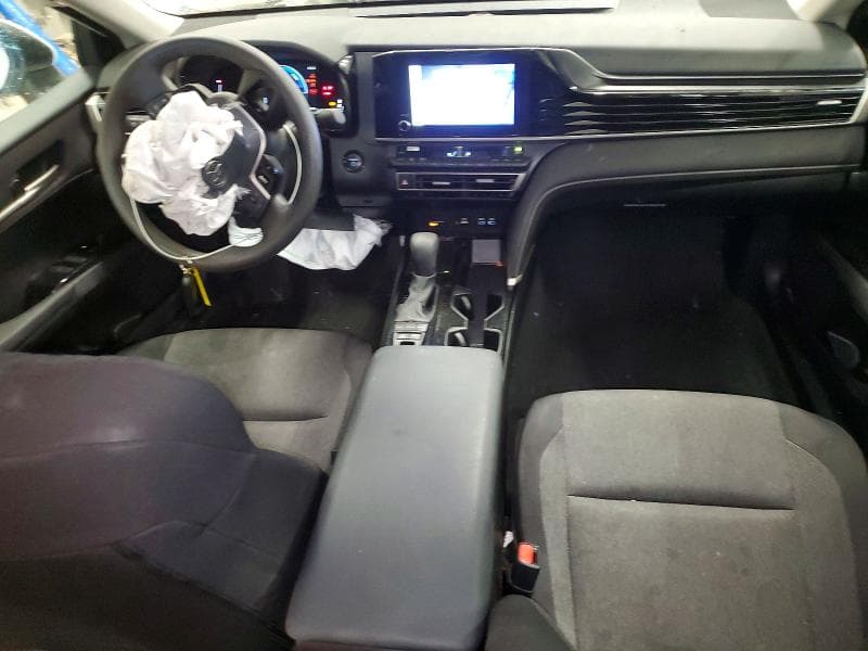 2025 TOYOTA CAMRY LE 8
