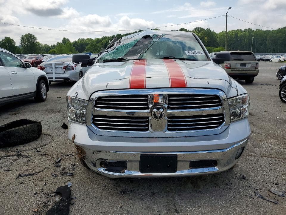 2018 RAM 1500 SLT 5