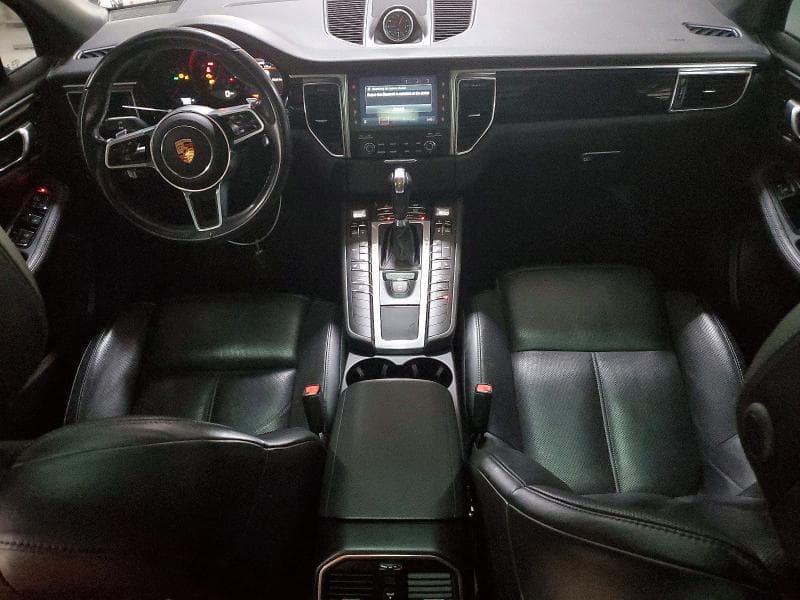 2018 PORSCHE MACAN 8