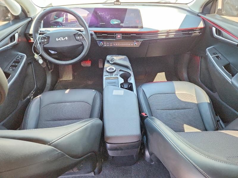 2022 KIA EV6 WIND 8