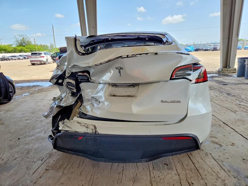2020 TESLA MODEL Y 6