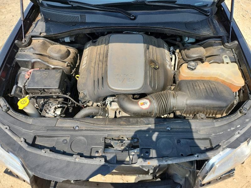 2018 CHRYSLER 300C 11