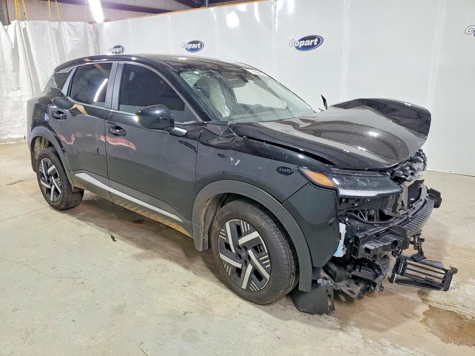 2025 NISSAN KICKS SV 4
