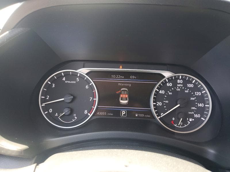2025 NISSAN SENTRA 9