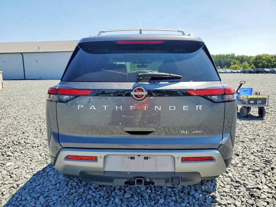 2024 NISSAN PATHFINDER SL 6