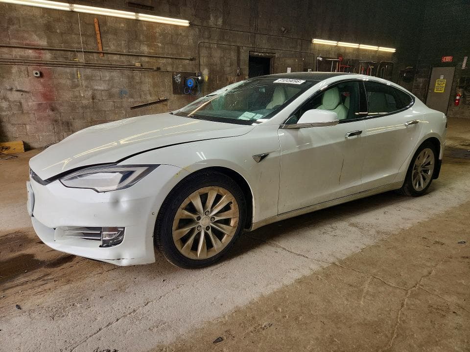 2019 TESLA MODEL S - 1