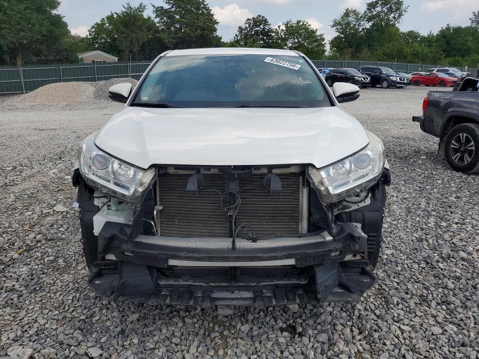 2019 TOYOTA HIGHLANDER LE 5