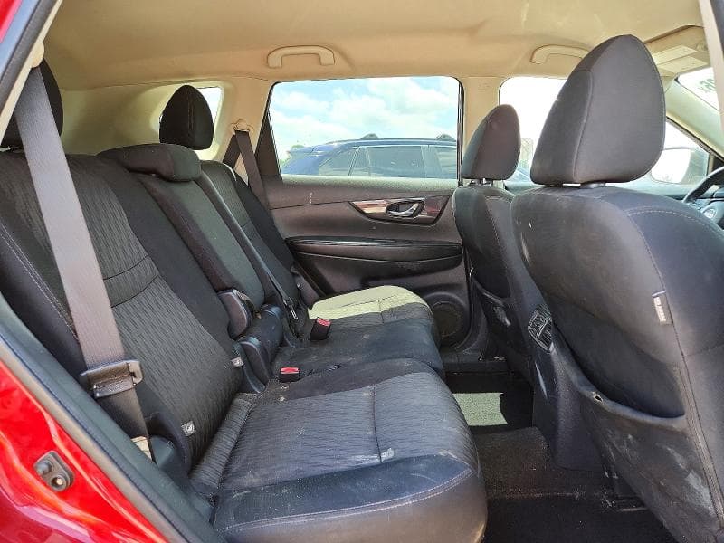 2018 NISSAN ROGUE SV 11