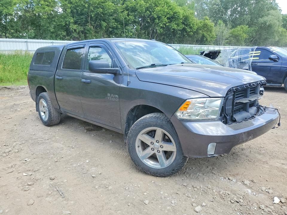 2018 RAM 1500 ST 4