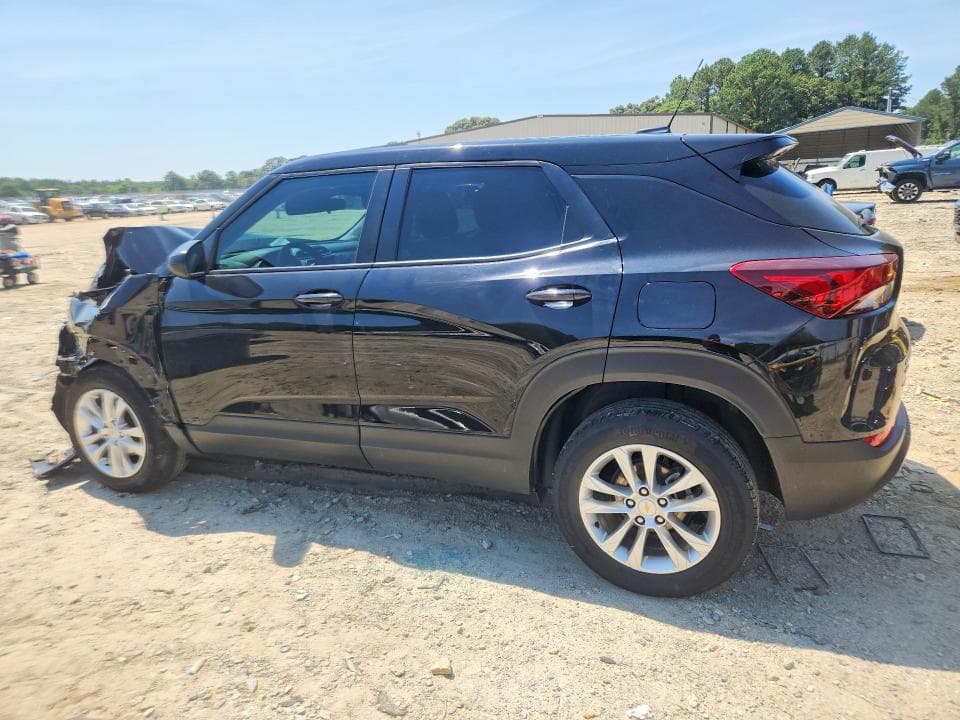 2023 CHEVROLET TRAILBLAZER LS 2