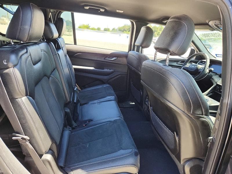 2025 JEEP GRAND CHEROKEE L LAREDO 10