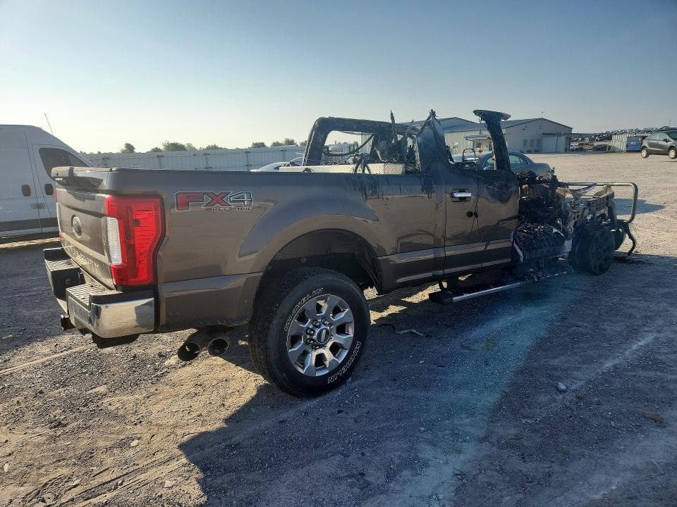 2017 FORD F250 CAB 3
