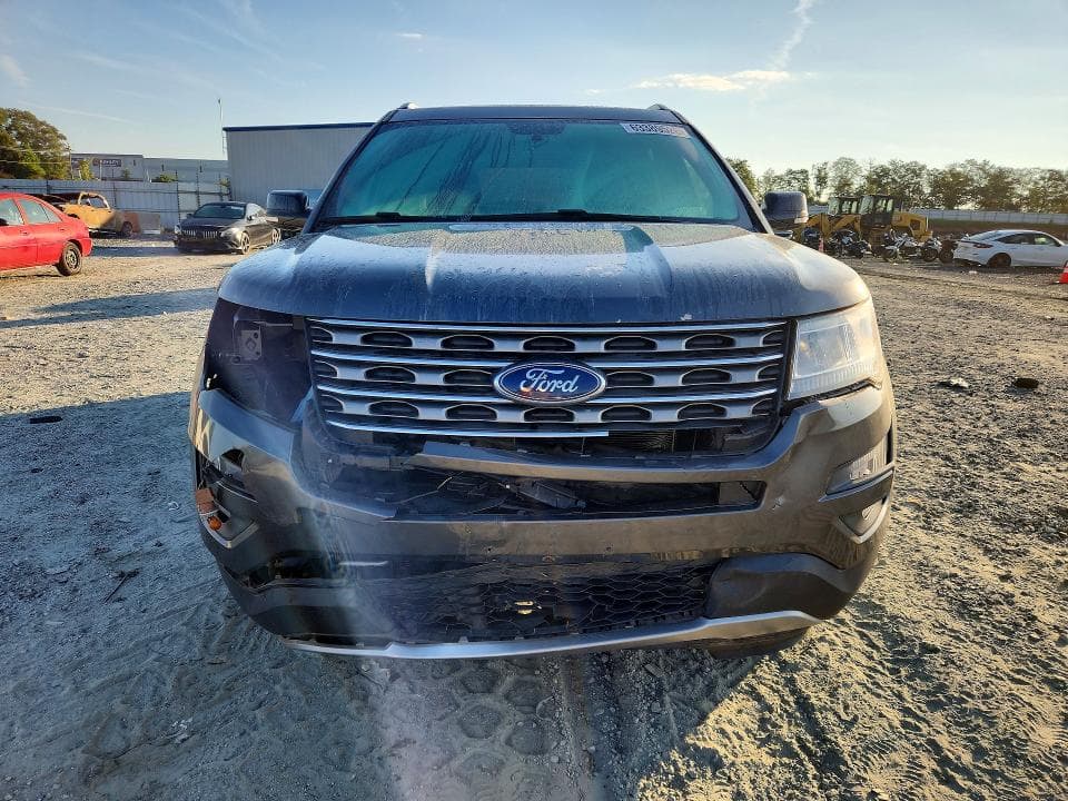 2017 FORD EXPLORER XLT 5