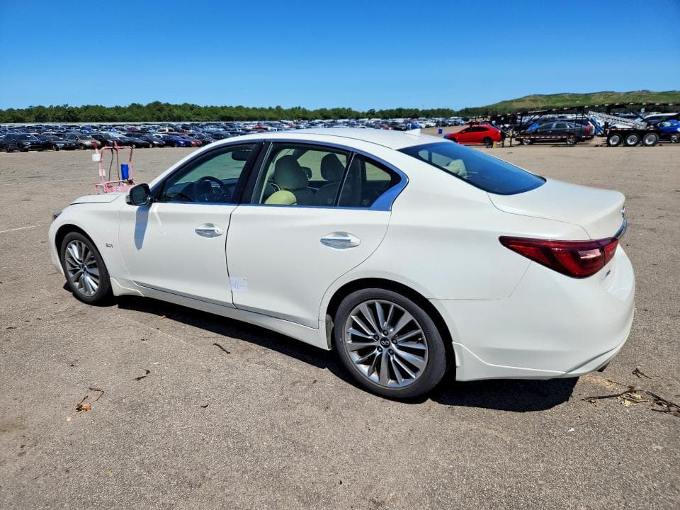 2018 INFINITI Q50 3.0T LUXE 2