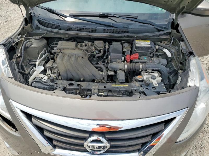 2017 NISSAN VERSA 1.6 SL 11
