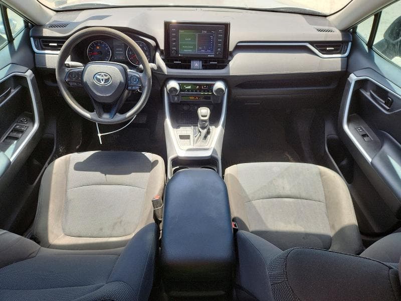 2021 TOYOTA RAV4 LE 8
