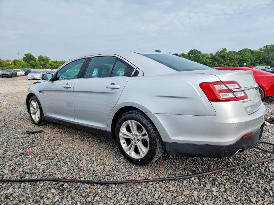 2018 FORD TAURUS SEL 2