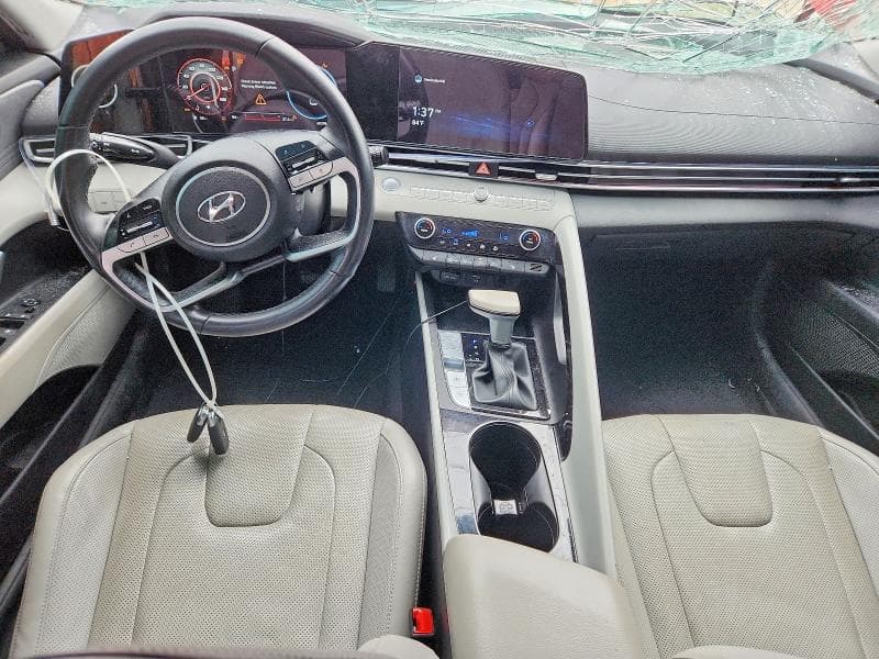 2021 HYUNDAI ELANTRA LIMITED 8