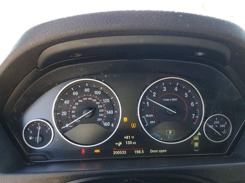 2017 BMW 330E 9