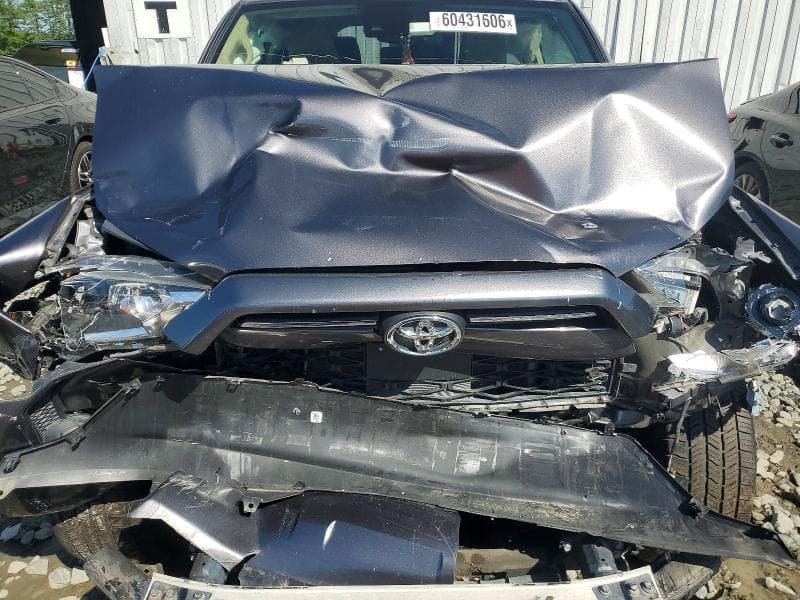 2021 TOYOTA 4RUNNER SR5 11