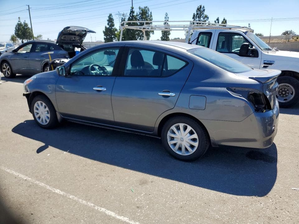 2017 NISSAN VERSA 1.6 SV 2