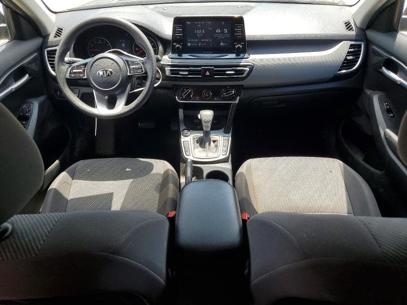 2021 KIA SELTOS LX 8