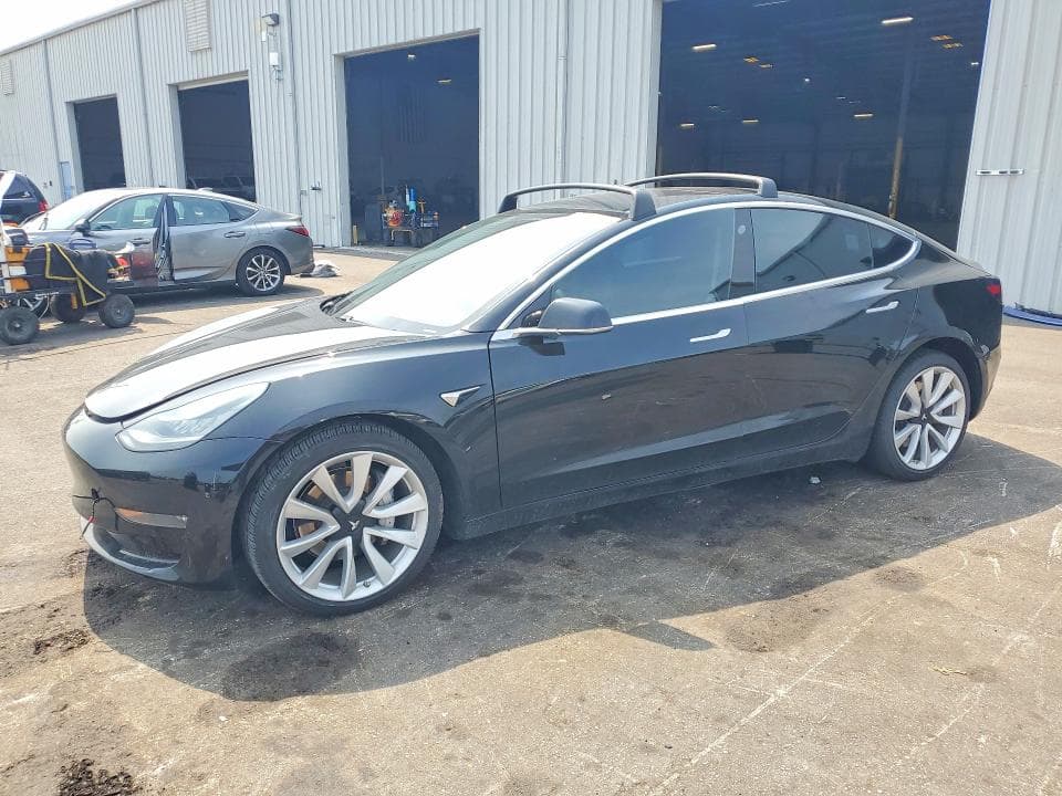 2020 TESLA MODEL 3 - 1