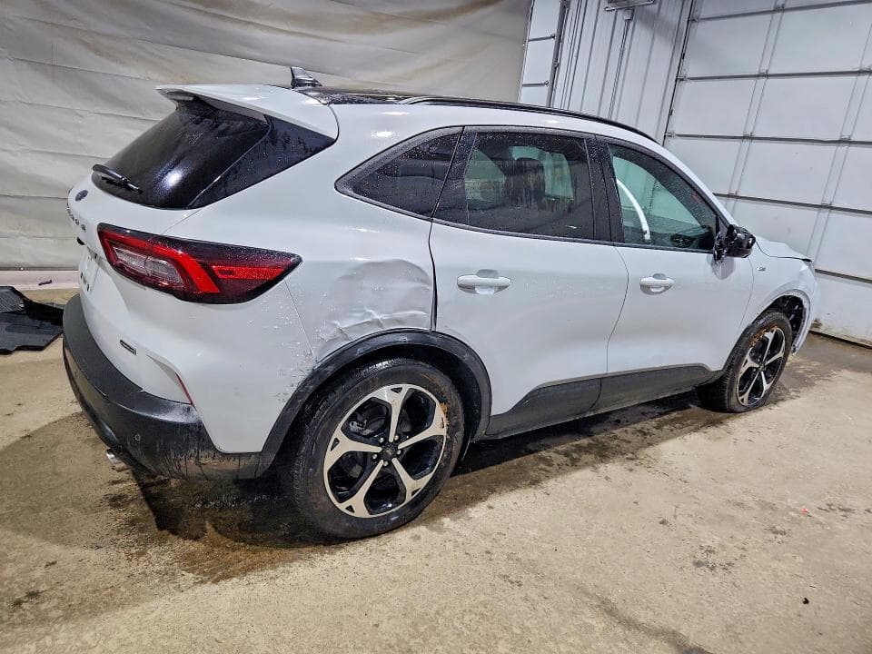 2025 FORD ESCAPE ST LINE SELECT 3