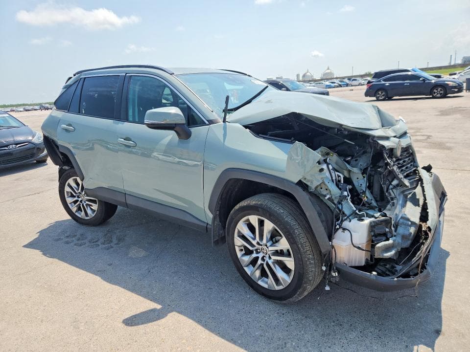 2023 TOYOTA RAV4 XLE PREMIUM 4
