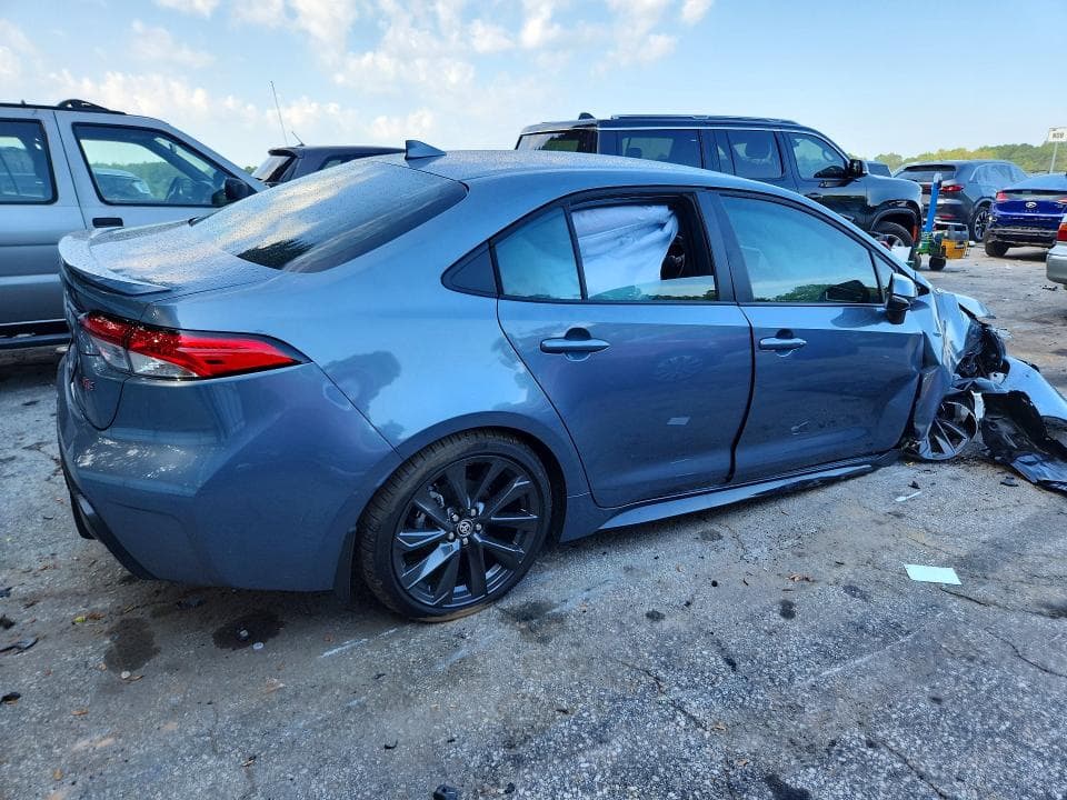 2026 TOYOTA COROLLA SE 3