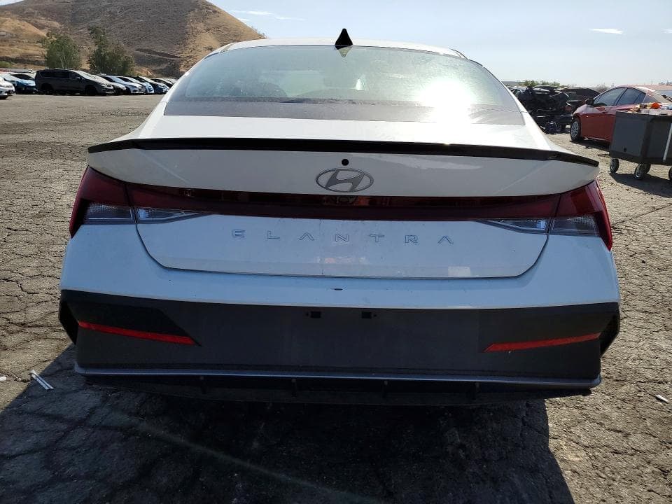 2026 HYUNDAI ELANTRA SEL SPORT 6